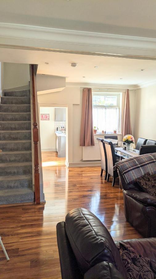 New Holiday Let In Skipton, North Yorkshire エクステリア 写真